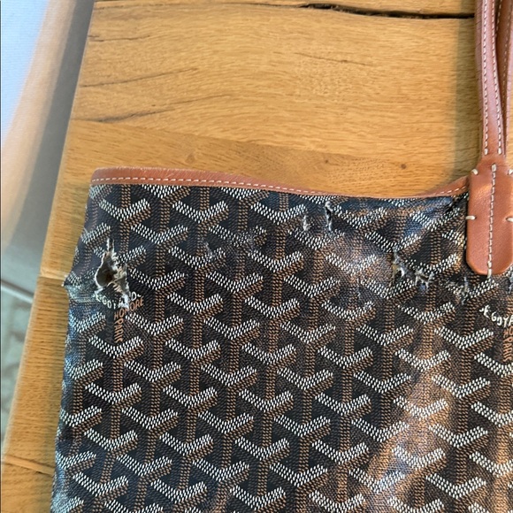 Goyard GM Tote Bag - Picture 10 of 15